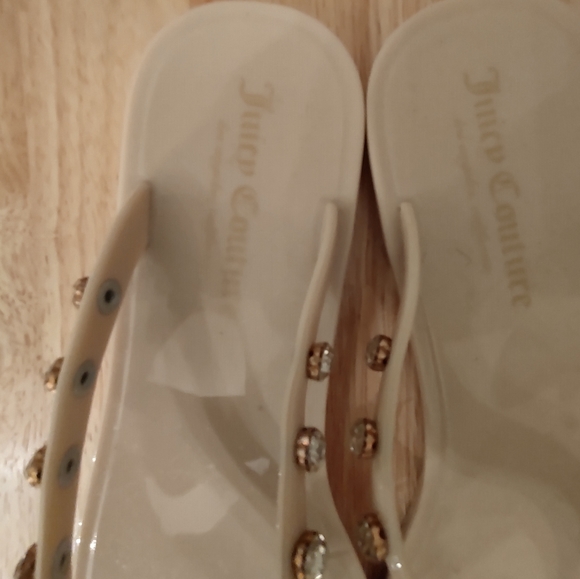 Juicy Couture Sandals - Picture 3 of 4